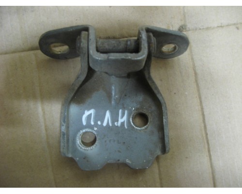 Петля двери передней левой нижняя Hyundai Accent II +ТАГАЗ 2000-2012 ()- купить на ➦ А50-Авторазбор по цене 100.00р.. Отправка в регионы.