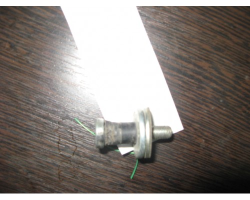 Ответная часть замка двери Renault Logan 2005-2014 ()- купить на ➦ А50-Авторазбор по цене 150.00р.. Отправка в регионы.