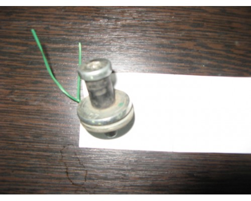 Ответная часть замка двери Renault Logan 2005-2014 ()- купить на ➦ А50-Авторазбор по цене 150.00р.. Отправка в регионы.