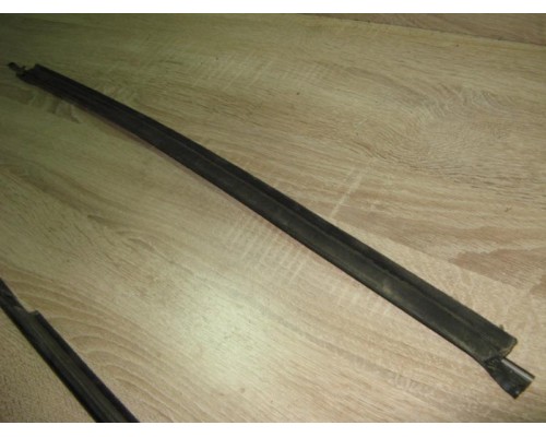 Накладка (кузов наружние) двери Hyundai Accent II +ТАГАЗ 2000-2012 (8222025000)- купить на ➦ А50-Авторазбор по цене 150.00р.. Отправка в регионы.