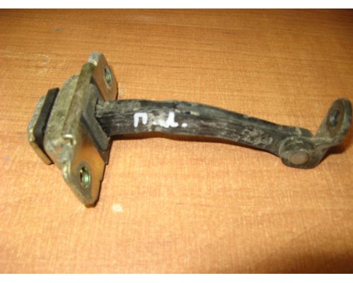 Ограничитель двери Hyundai Accent II +ТАГАЗ 2000-2012 ()- купить на ➦ А50-Авторазбор по цене 50.00р.. Отправка в регионы.