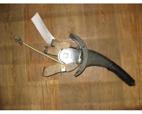 Рычаг стояночного тормоза (ручник) Mitsubishi Lancer (CS/Classic) 2003-2006 (MR626779)- купить на ➦ А50-Авторазбор по цене 500.00р.. Отправка в регионы.