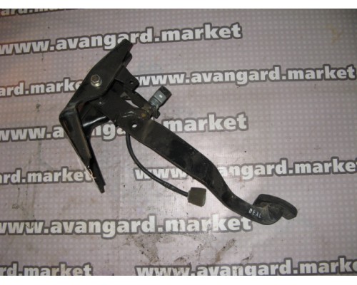 Педаль тормоза Hyundai Accent II +ТАГАЗ 2000-2012 (3281025020)- купить на ➦ А50-Авторазбор по цене 300.00р.. Отправка в регионы.