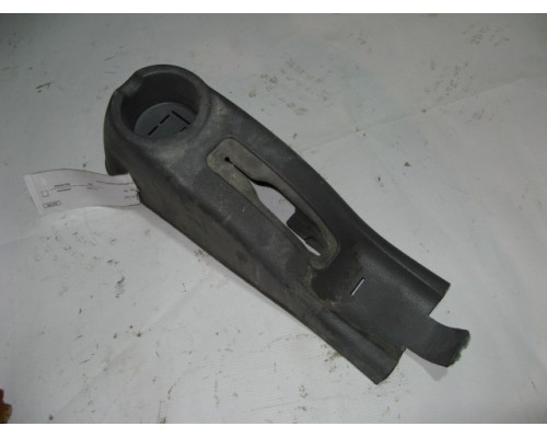 Консоль Hyundai Accent II +ТАГАЗ 2000-2012 (8462125005LT)- купить на ➦ А50-Авторазбор по цене 300.00р.. Отправка в регионы.