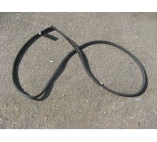 Уплотнитель двери Nissan Tiida (C11) 2007-2014