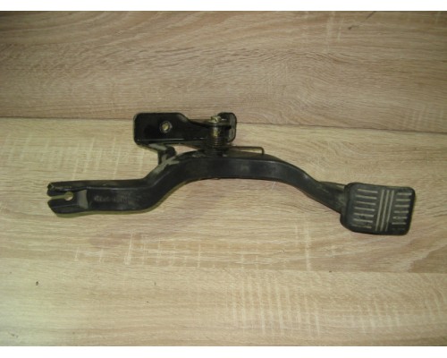Педаль газа Hyundai Accent II +ТАГАЗ 2000-2012 (327001G000)- купить на ➦ А50-Авторазбор по цене 300.00р.. Отправка в регионы.