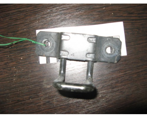 Кронштейн Ford Fusion 2002-2012 ()- купить на ➦ А50-Авторазбор по цене 150.00р.. Отправка в регионы.