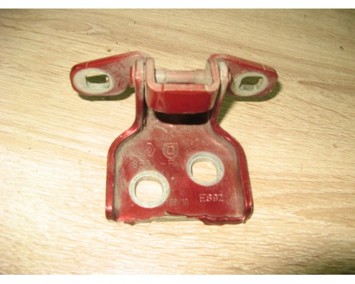 Петля двери Renault Logan 2005-2014 (6001546883)- купить на ➦ А50-Авторазбор по цене 350.00р.. Отправка в регионы.