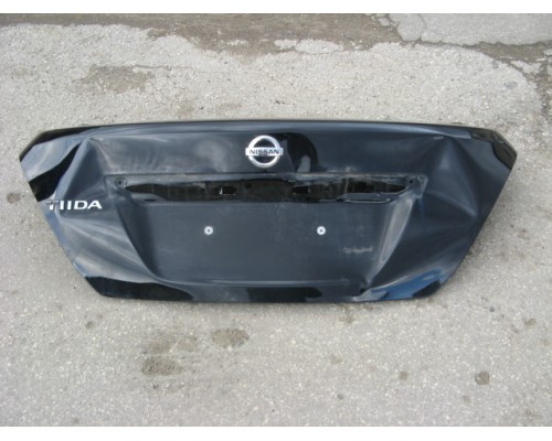 Крышка багажника Nissan Tiida (C11) 2007-2014 (H4300EM1MA)- купить на ➦ А50-Авторазбор по цене 3000.00р.. Отправка в регионы.