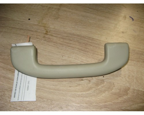 Ручка внутренняя потолочная Nissan Tiida (C11) 2007-2014 (73940EL00A)- купить на ➦ А50-Авторазбор по цене 250.00р.. Отправка в регионы.