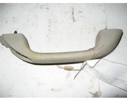 Ручка внутренняя потолочная Renault Sandero 2009-2014 ()- купить на ➦ А50-Авторазбор по цене 200.00р.. Отправка в регионы.