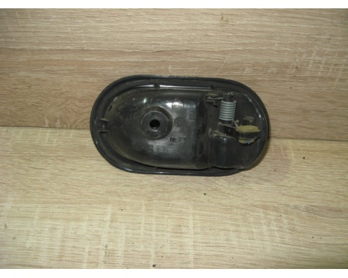 Ручка двери внутренняя Renault Logan 2005-2014 (8200733848)- купить на ➦ А50-Авторазбор по цене 100.00р.. Отправка в регионы.