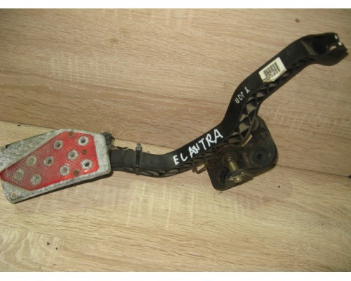 Педаль газа Hyundai Elantra III XD 2000-2010 ()- купить на ➦ А50-Авторазбор по цене 500.00р.. Отправка в регионы.