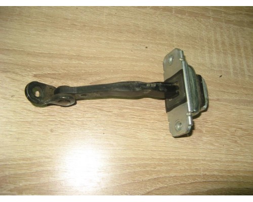 Ограничитель двери Hyundai Accent II +ТАГАЗ 2000-2012 (7938025001)- купить на ➦ А50-Авторазбор по цене 50.00р.. Отправка в регионы.