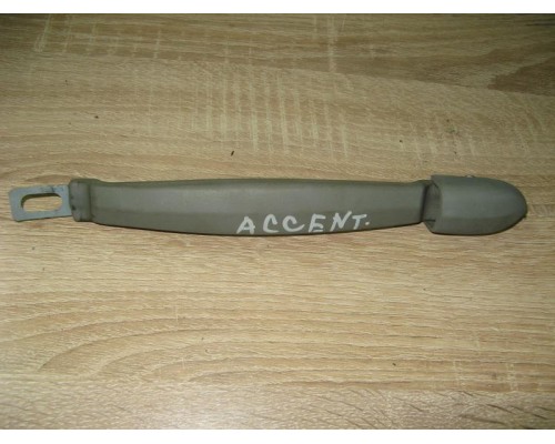 Ручка внутренняя потолочная Hyundai Accent II +ТАГАЗ 2000-2012 (8534038100YL)- купить на ➦ А50-Авторазбор по цене 100.00р.. Отправка в регионы.