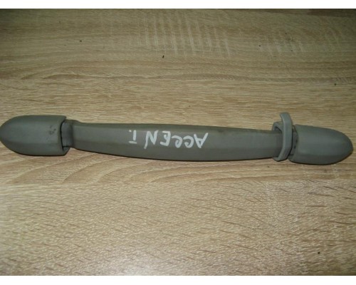 Ручка внутренняя потолочная Hyundai Accent II +ТАГАЗ 2000-2012 (8534038100YL)- купить на ➦ А50-Авторазбор по цене 100.00р.. Отправка в регионы.