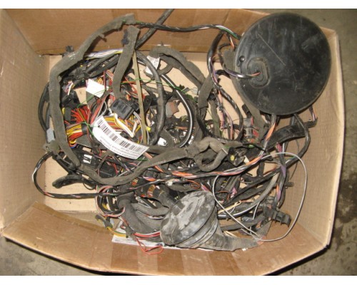 Проводка коса Renault Symbol I 1998-2008 ()- купить на ➦ А50-Авторазбор по цене 4000.00р.. Отправка в регионы.