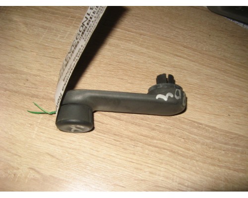 Ручка стеклоподъемника Renault Clio II/Symbol 1998-2008 (7700811387)- купить на ➦ А50-Авторазбор по цене 200.00р.. Отправка в регионы.