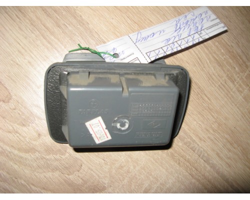 Пепельница Renault Clio II/Symbol 1998-2008 ()- купить на ➦ А50-Авторазбор по цене 350.00р.. Отправка в регионы.
