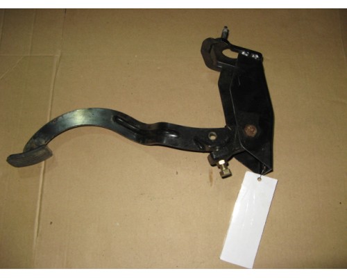 Педаль сцепления Hyundai Accent II +ТАГАЗ 2000-2012 (3280525110)- купить на ➦ А50-Авторазбор по цене 300.00р.. Отправка в регионы.