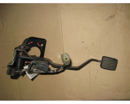 Педаль тормоза Hyundai Accent II +ТАГАЗ 2000-2012 (3281025020)- купить на ➦ А50-Авторазбор по цене 300.00р.. Отправка в регионы.