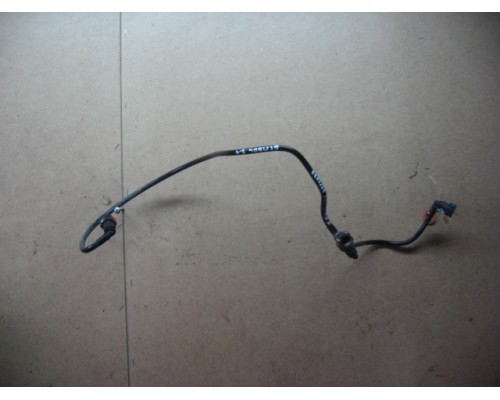 Трубка топливная Renault Symbol I 1998-2008 ()- купить на ➦ А50-Авторазбор по цене 500.00р.. Отправка в регионы.