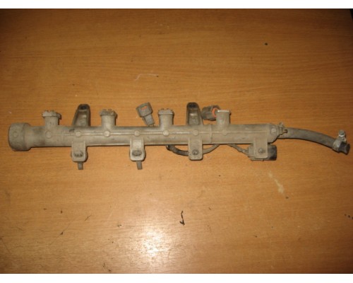 Рампа топливная (рейка) Hyundai Accent II +ТАГАЗ 2000-2012 (3530422610)- купить на ➦ А50-Авторазбор по цене 200.00р.. Отправка в регионы.