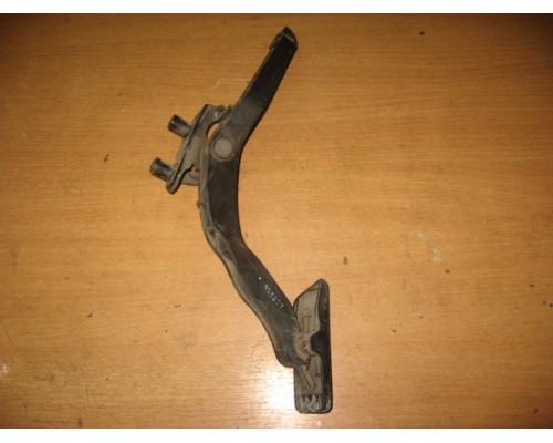 Педаль газа Hyundai Elantra II J2, J3 1995-2000 (3274029000)- купить на ➦ А50-Авторазбор по цене 600.00р.. Отправка в регионы.