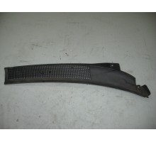 Решетка стеклоочистителя (планка под лобовое стекло) Hyundai Elantra II J2, J3 1995-2000