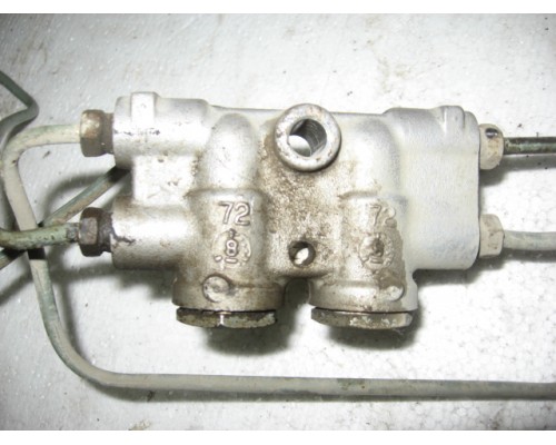 Распределитель тормозных сил Hyundai Elantra II J2, J3 1995-2000 ()- купить на ➦ А50-Авторазбор по цене 700.00р.. Отправка в регионы.