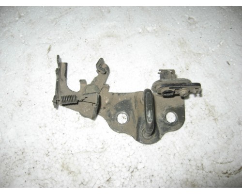 Ответная часть замка багажника Hyundai Elantra II J2, J3 1995-2000 ()- купить на ➦ А50-Авторазбор по цене 200.00р.. Отправка в регионы.