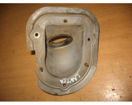 Кожух рулевой колонки Hyundai Elantra II J2, J3 1995-2000 ()- купить на ➦ А50-Авторазбор по цене 400.00р.. Отправка в регионы.