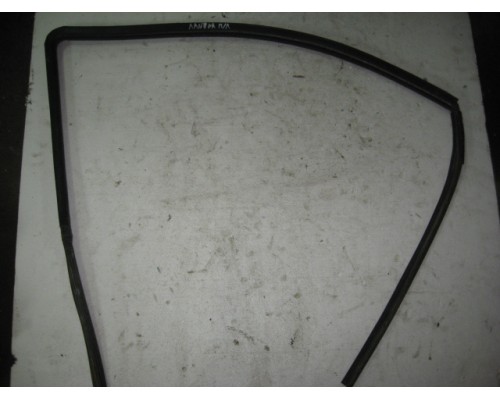 Уплотнитель (наружный) Hyundai Elantra II J2, J3 1995-2000 ()- купить на ➦ А50-Авторазбор по цене 400.00р.. Отправка в регионы.