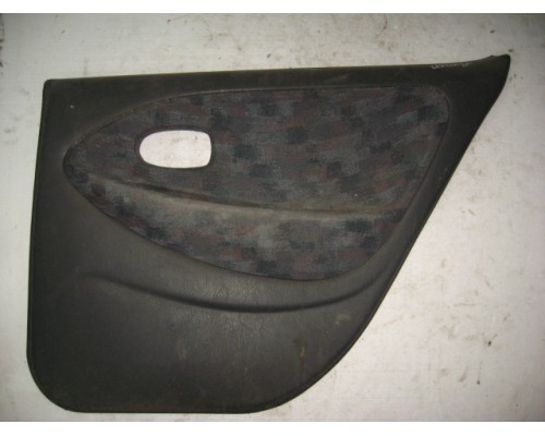 Обшивка двери задняя правая Hyundai Elantra II J2, J3 1995-2000 (8339229010)- купить на ➦ А50-Авторазбор по цене 500.00р.. Отправка в регионы.