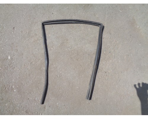 Уплотнитель стекла задней двери внутренний Geely MK Cross 2010-2016 (1018017418)- купить на ➦ А50-Авторазбор по цене 400.00р.. Отправка в регионы.