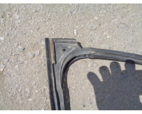 Уплотнитель двери Geely MK Cross 2010-2016 (1018005477)- купить на ➦ А50-Авторазбор по цене 350.00р.. Отправка в регионы.