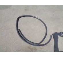 Уплотнитель двери Geely MK Cross 2010-2016