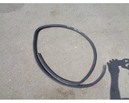 Уплотнитель двери Geely MK Cross 2010-2016 (1012012219)- купить на ➦ А50-Авторазбор по цене 400.00р.. Отправка в регионы.