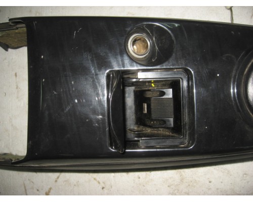 Консоль Mitsubishi Lancer (CS/Classic) 2003-2006 (MR633547)- купить на ➦ А50-Авторазбор по цене 500.00р.. Отправка в регионы.