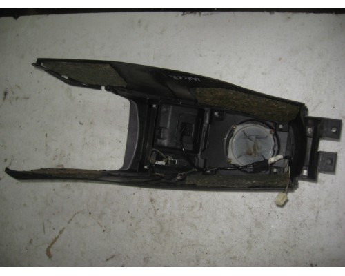 Консоль Mitsubishi Lancer (CS/Classic) 2003-2006 (MR633547)- купить на ➦ А50-Авторазбор по цене 500.00р.. Отправка в регионы.