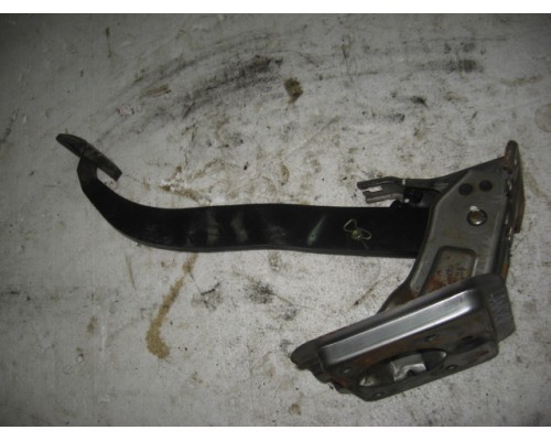 Педаль тормоза Mitsubishi Lancer (CS/Classic) 2003-2006 (MR955822)- купить на ➦ А50-Авторазбор по цене 300.00р.. Отправка в регионы.