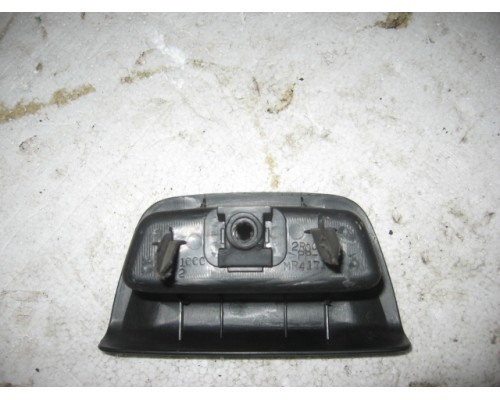 Накладка (кузов внутри) Mitsubishi Lancer (CS/Classic) 2003-2006 ()- купить на ➦ А50-Авторазбор по цене 250.00р.. Отправка в регионы.