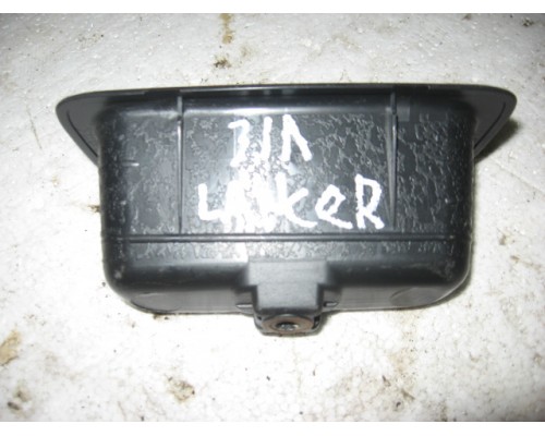 Накладка (кузов внутри) Mitsubishi Lancer (CS/Classic) 2003-2006 ()- купить на ➦ А50-Авторазбор по цене 250.00р.. Отправка в регионы.