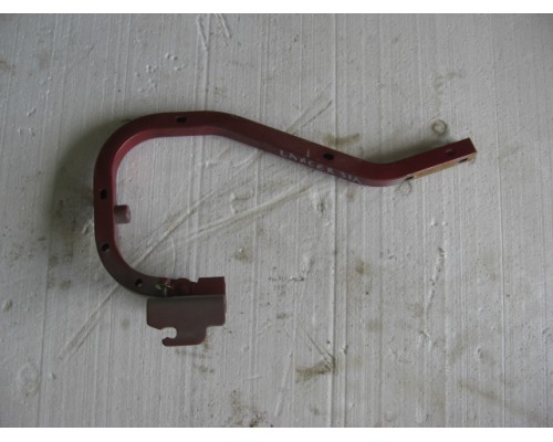 Петля крышки багажника левая/правая Mitsubishi Lancer (CS/Classic) 2003-2006 (MR954153)- купить на ➦ А50-Авторазбор по цене 300.00р.. Отправка в регионы.