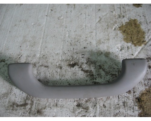 Ручка внутренняя потолочная Mitsubishi Lancer (CS/Classic) 2003-2006 (MR330019)- купить на ➦ А50-Авторазбор по цене 200.00р.. Отправка в регионы.