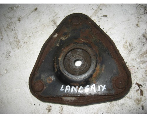 Опора переднего амортизатора левая/правая Mitsubishi Lancer (CS/Classic) 2003-2006 (MR589877)- купить на ➦ А50-Авторазбор по цене 650.00р.. Отправка в регионы.