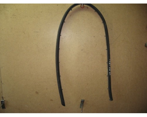 Уплотнитель двери Peugeot 308 2007-2015 (9025 92)- купить на ➦ А50-Авторазбор по цене 500.00р.. Отправка в регионы.