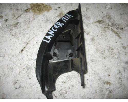 Крышка зеркала внутренняя Mitsubishi Lancer (CS/Classic) 2003-2006 (MR441631)- купить на ➦ А50-Авторазбор по цене 300.00р.. Отправка в регионы.