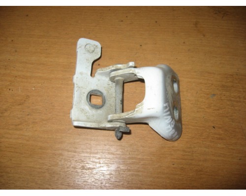 Петля двери передней левой верхняя Peugeot 308 2007-2015 (9035X5)- купить на ➦ А50-Авторазбор по цене 350.00р.. Отправка в регионы.