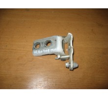 Петля двери передней правой верхняя Peugeot 308 2007-2015